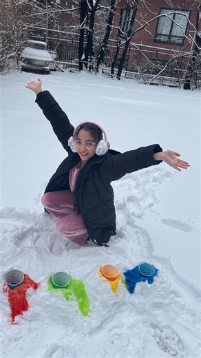 Zainab Ahmad on Instagram: "Snow volcano experiment was so much fun! Try this activity out if you have snow!! #snow activity #snowvolcanoexperiment #thingstodoinsnow #kidsactivitiesinsnow #funimsnow"