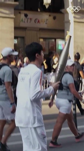 A moment worth rewatching. ✨Two years ago, Jin helped light the path to #Paris2024 💜 #BTS #BTSArmy