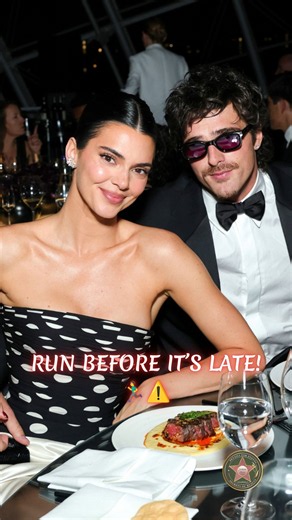 Why Did Jacob Hide from Kendall on The Red Carpet? 😱 #kendalljenner #jacobelordi #couplegoal #shorts