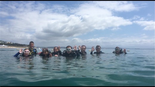 First scuba dive adventure! Beginners dive into ocean excitement & fun