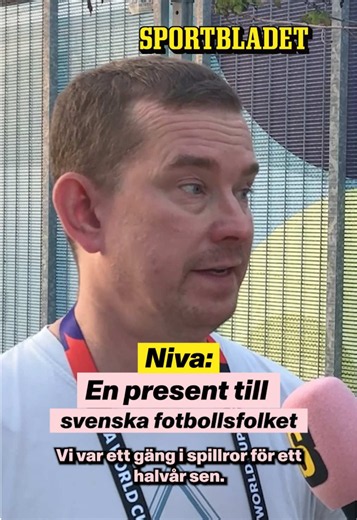 ”En present till ett utsvultet svenskt fotbollsfolk” Erik Niva efter Sveriges uttåg ur fotbolls-VM 🇸🇪⚽️ #fotboll #sverige #landslaget #fotbollsvm