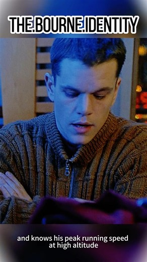 🤯Jason Bourne’s insane subconscious observation diner scene🔥 #bourneidentity #jasonbourne