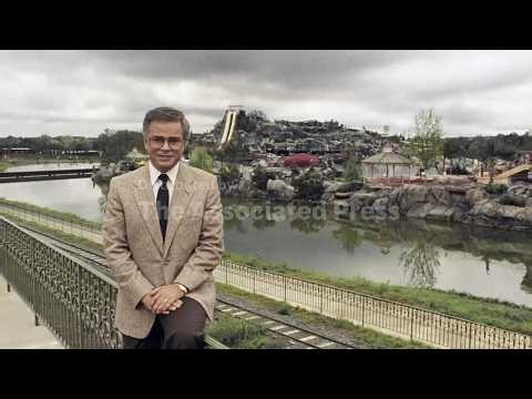 Televangelist Jim Bakker dies at 86