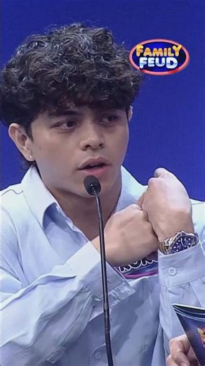 Bakit pinatigil ng referee ang basketball game? #shorts | Family Feud