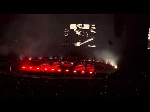 Teeth - 5 Seconds Of Summer - O2 Arena, London 2/4/26