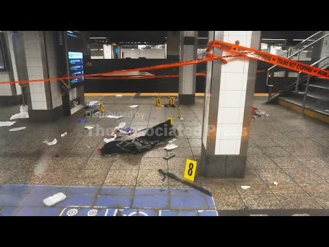 3 injured in New York subway stabbings as officers kill knife-wielding man