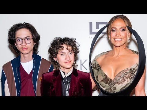 Jennifer Lopez Shares Rare Glimpse of Her 18-Year-Old Twins Max, Emme | E! News
