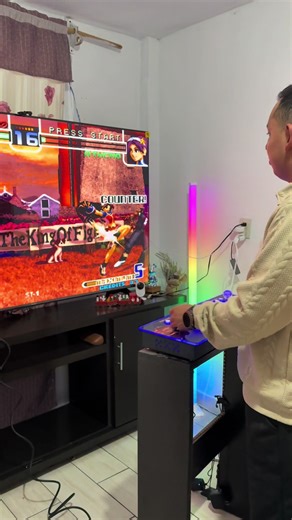 Tablero Arcade: Juegos Clásicos como The King of Fighters