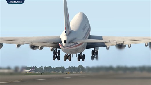 Watch a 300 ton aircraft nearly fall into a tragic crash - "Seconds from impact"
