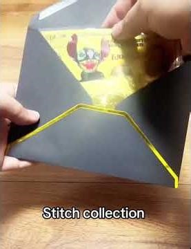 Stitch_blue_alien_character_from_Lilo_and_Stitch_holding_wrapped_gift