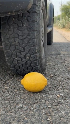Mahindra Thar 🚙 vs Lemon 🍋😱 | Ultimate Crush Test! Tire vs Lemon #Shorts
