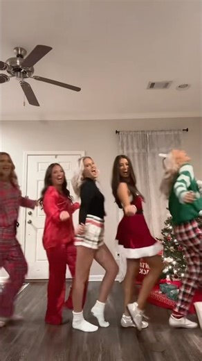 Keep bringin it, bringin it, bringin it back ☄️🎁