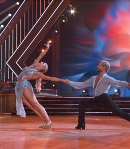 Amber Glenn and pro Pasha Pashkov perform a Rumba to “Hero” by Mariah Carey. #DWTS #MariahCareyNight