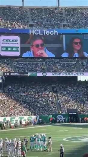 Noel Gallagher Spotlighted on Jumbotron During Jets-Dolphins Game