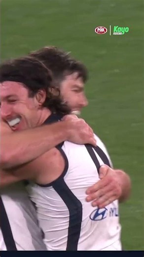 MASSIVE MOMENT FOR HEWETT!