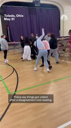 Fight breaks out at an Ohio kindergarten graduation