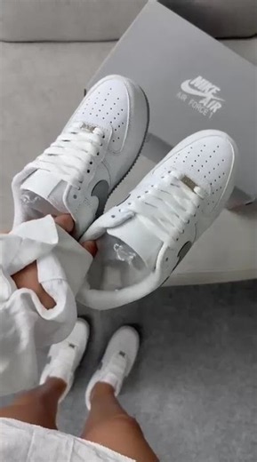 Nike Air Force 1 '07 White Light Smoke Grey