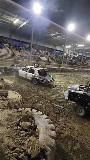 #demolitionderbyclips #demolitionderby #motorsport #demolition #derby #crash