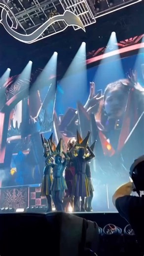 Dancing with the enemy #fypシ゚viral #descendants5 #dancingwiththeenemy #worldscollidetour