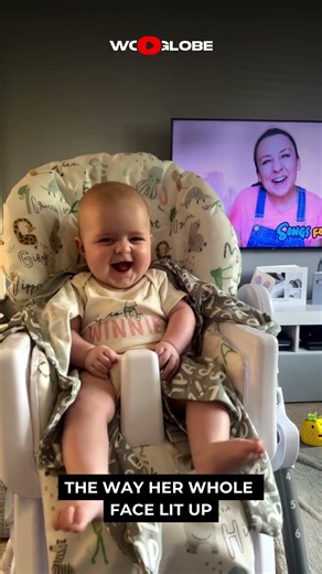 Toddler Reacts To Ms Rachel Instantly Smiles