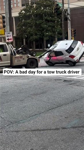 POV: Bad Day For Tow Truck Driver 👋🤷‍♂️ #truckdriver #tow #shorts #badday