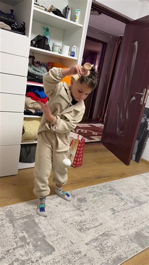 @BogdanDeLaPloiesti kendama | kendama