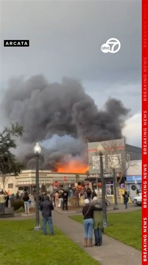 #BreakingNews: Another view of the fire that erupted on 10th Street in downtown Arcata, California, on Friday afternoon. This video, from Tony Hicks, shows heavy smoke and flames coming out of the building. UPDATES: https://bit.ly/44W60kF #fire #arcata #northcoast #kaef #breakingnews #localnews #firefighters | KRCR News Channel 7