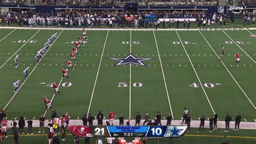 Sudden change! Bucs recover football in Cowboys' territory after Turpin's kick-return fumble