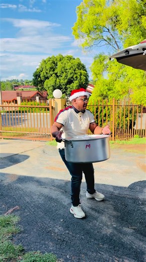 Ngyathemba nudlekahle ukhisimusi nomndeni wenu… #MerryChristmas #bhinca #maskandi #BhincaLaseSandton #UmuntuWabantu