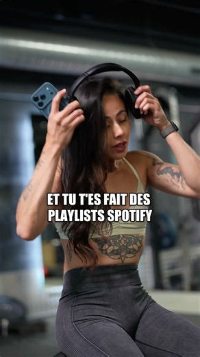 Les différentes étapes d'une fitgirl en salle de sport