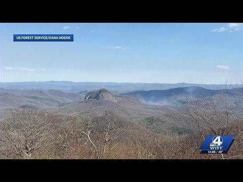 Firefighters battle wildfire in Western North Carolina forest
