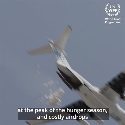 Conflict and insecurity in Jonglei have displaced thousands of families, forcing the World Food Programme to pause some of its operations. WFP's Tomson Phiri explains from Bor👇🏿 | World Food Programme