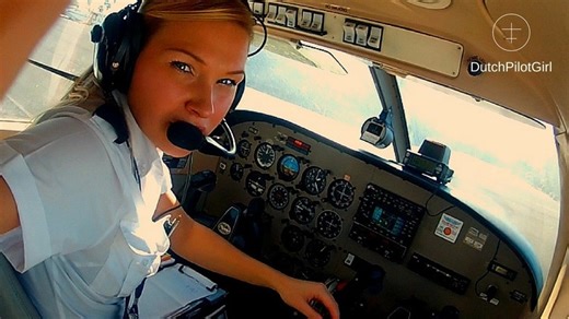 My First Solo Flight! PA-28 Aircraft Landing & Pilot Student Life | DutchPilotGirl