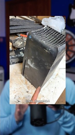 His Xbox Survived A House Fire 👀