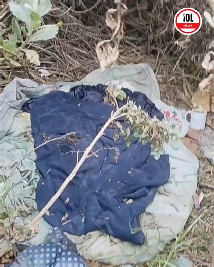 Phumlani Village residents are hunting a fugitive suspect after rescuing a battered 16-year-old girl from his shack. The suspect, who fled, is now linked to eight-year-old Anovuyo Oncke’s September 2025 disappearance. SAPS Wynberg FCS is investigating as the furious community combs the bushes. Will justice finally be served?Read on: https://t.co/tbL6DkP7f1#AnovuyoOncke #PhumlaniVillage #LotusRiver #CapeTownNews #SAPS #Manhunt