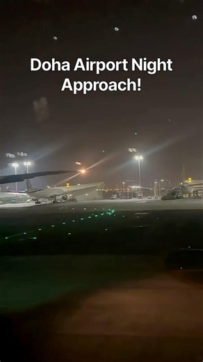 Doha Airport Night Approach! Qatar Airways Window Seat Landing, Tarmac Fleet & City Lights 4K