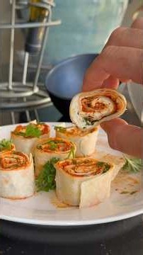 Mediterranean Roasted Red Pepper Sun-Dried Tomato & Sautéed Mushroom Goat Cheese Tortilla Spirals