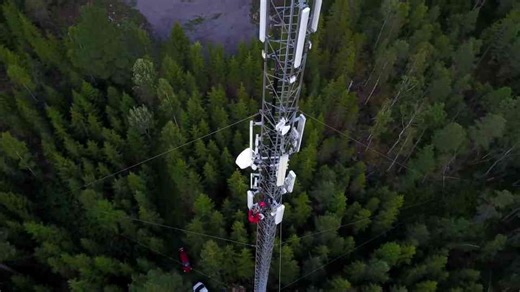 Watch how one small mistake caused the tallest structure to collapse