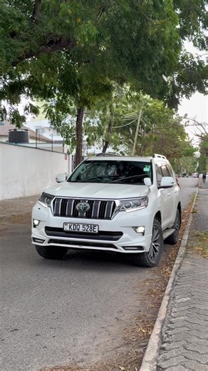 2018 Toyota Land Cruiser Prado TZG: Specs, Features & Price
