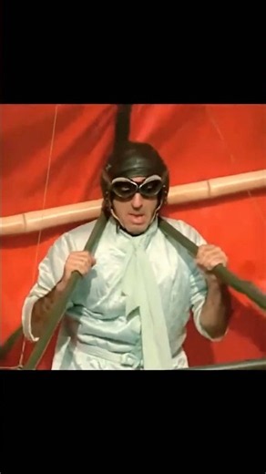 😂 Klinger Tried to FLY AWAY from the 4077th! | MAS*H Funny Moment