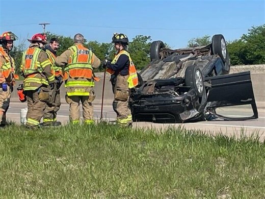 Rollover crash reported on eastbound I-70 just west of Topeka