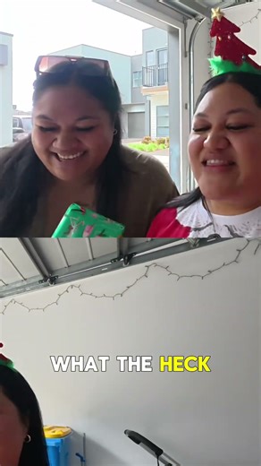 IPHONE 17ss for XMAS PRESENTS?!?🎁 😝 Xmas vlog #lifewithroni