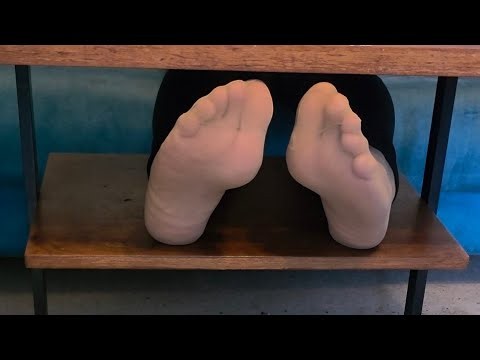Shoeplay | Nylons | Toes wiggling | Customs available