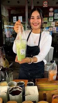 Most Famous Bangkok Girl Sells Coffee Every Morning ☕😍 | Popular Thai Tea 🇹🇭🔥 | Thai Street Food