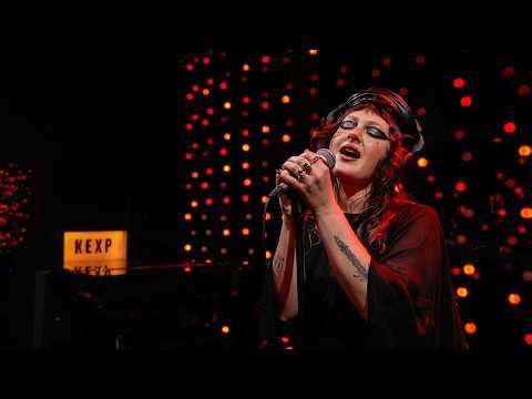 Yumi Zouma - Full Performance (Live on KEXP)