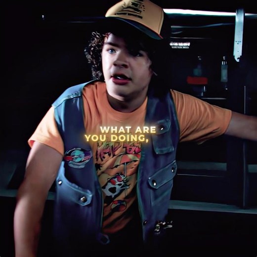 “Steve And Robin Stayed Behind” ☠️🔥 | Stranger Things #shorts