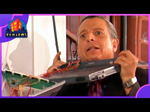 Frankie le devuelve a Silvita su computadora toda descompuesta | Vecinos 4/4 | C33 - T1