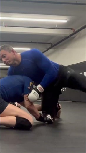 Front Headlock to Side Turtle