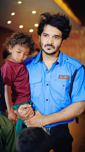 In India Over 7,000 people die daily due to hunger and up to 25 lakh annually,..💔 #azmaik #reality