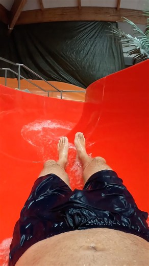 A Simple Water Slide, but Still Fun 😄💦 | Aquapark Fala 🇵🇱